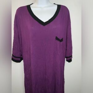 Preloved Ladies Purple V-Neck Knee-Length Nightgown w/ Black Trim Sz XL